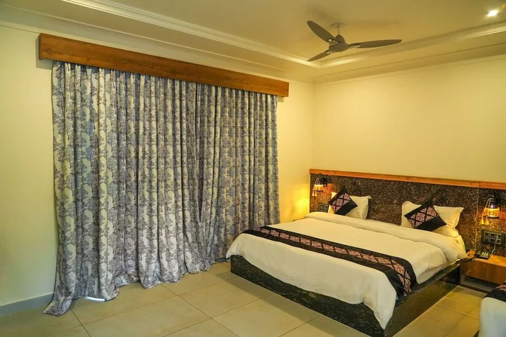 Сомнатх: Van Vihar Farm & Resort