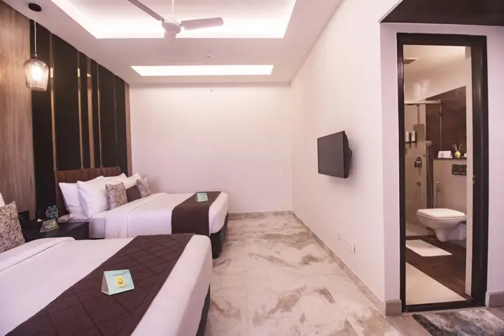 Ченнаи: Star City Hotel
