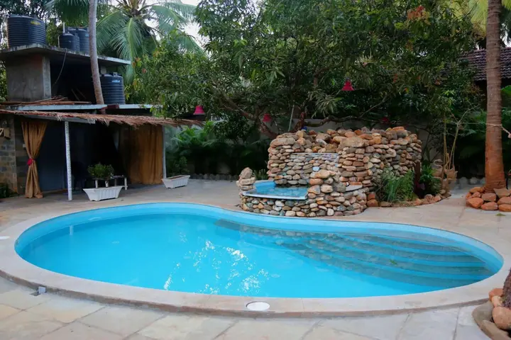 Вагатор: Shantie Shakthi Vagator Resort with Swimming Pool