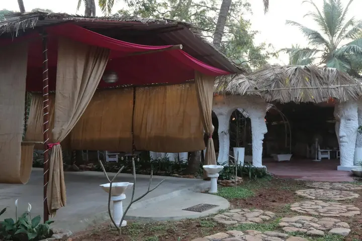Вагатор: Shantie Shakthi Vagator Resort with Swimming Pool