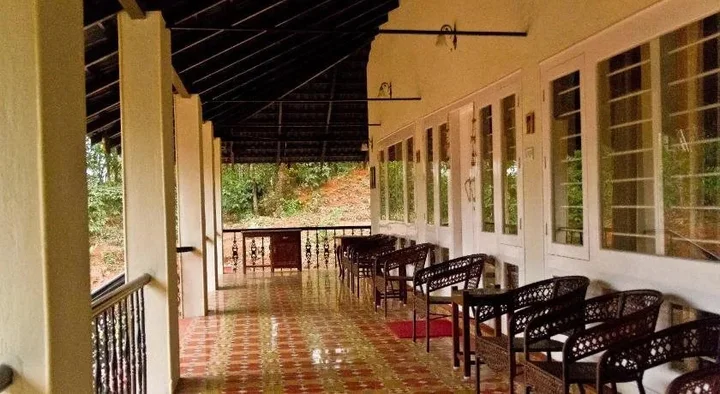 Кушалнагар: Green Pastures Coorg