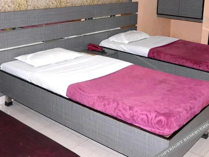 Райпур: STARiHOTELS Station Chowk Raipur