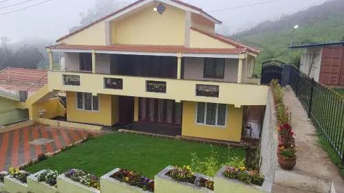 Ути: Abrar Holiday Inn