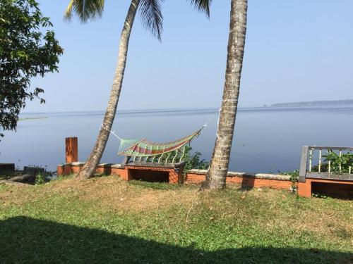 Cherthala: Palath Backwater Homestay