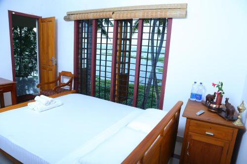 Cherthala: Palath Backwater Homestay