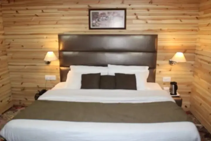 Патнитоп: Krystal Hotel