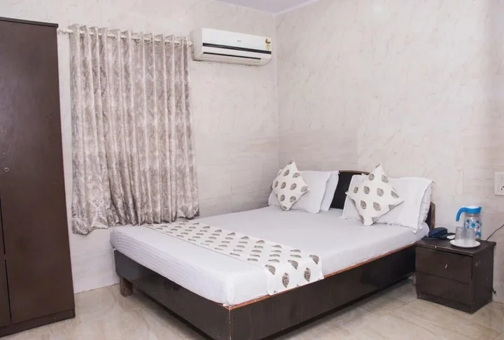 Мумбаи: Star Suites Hotel