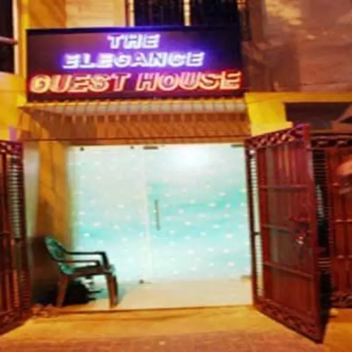 Колката: OYO 909 Hotel the Elegance