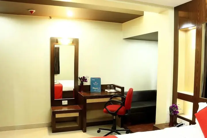 Колката: OYO 909 Hotel the Elegance