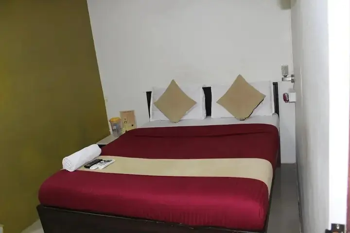 Мумбаи: Hotel Saffron Inn