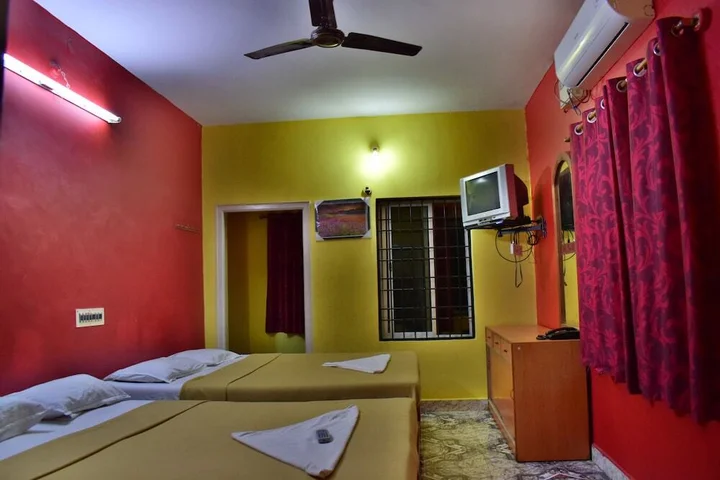 Ваниямбади: Yelagiri Residency