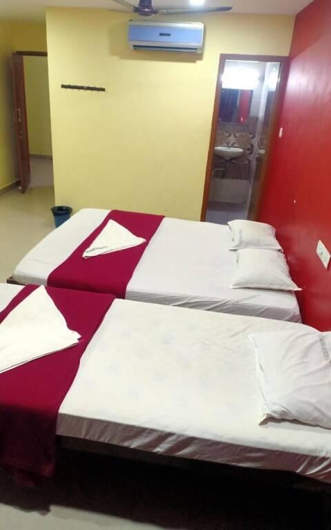 Ваниямбади: Yelagiri Residency