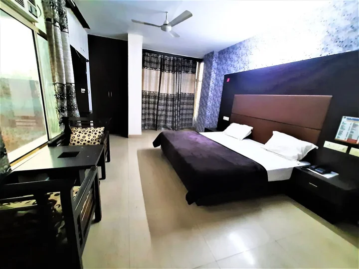 Газиабад: Hotel Sunshine Park