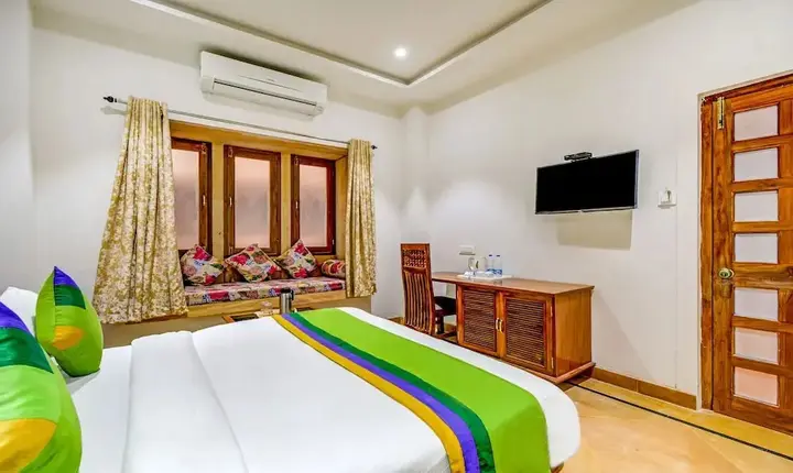 Джайсалмер: Treebo Chandrangan Excellency, 1 Km From Jaisalmer Fort
