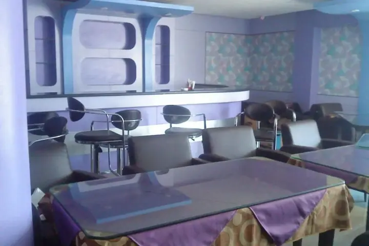 Джхаршугуда: Hotel Micro Continental