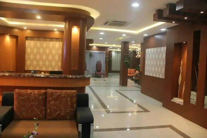 Джхаршугуда: Hotel Micro Continental