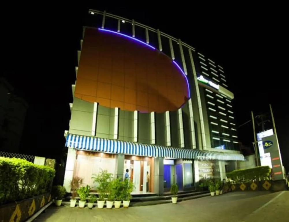 Джхаршугуда: Hotel Micro Continental