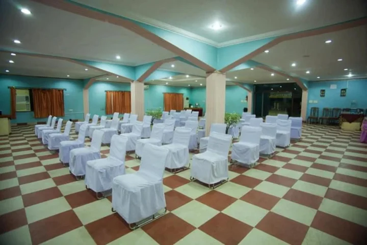 Джхаршугуда: Hotel Micro Continental