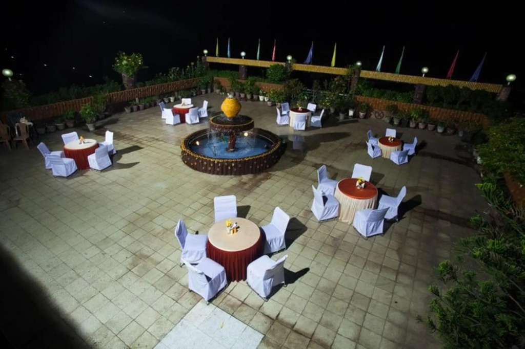 Джхаршугуда: Hotel Micro Continental
