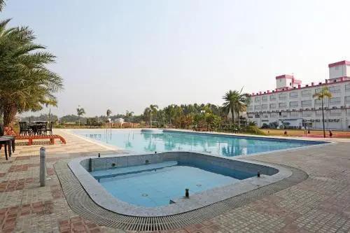 Даймонд Харбор: Hotel Girish