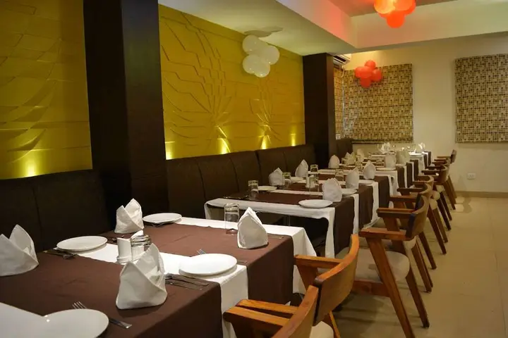 Krrish Clarks Inn — фото 4