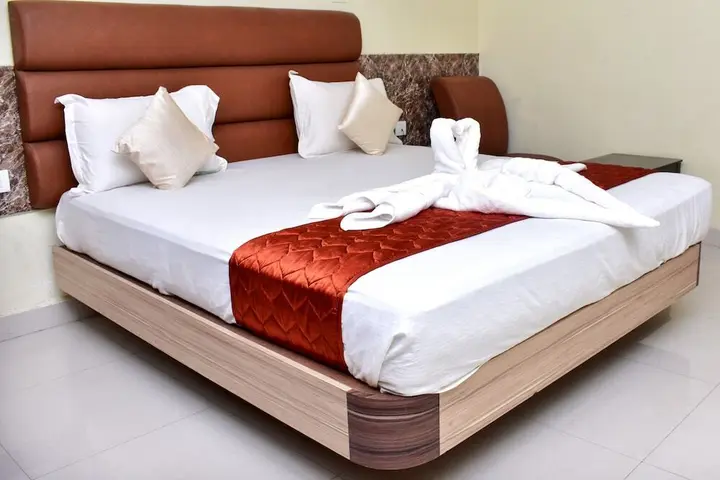 Пунди: Ark Inn Residency