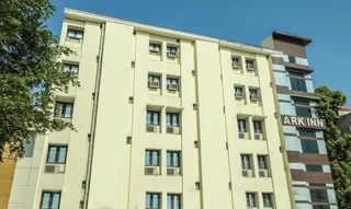 Пунди: Ark Inn Residency