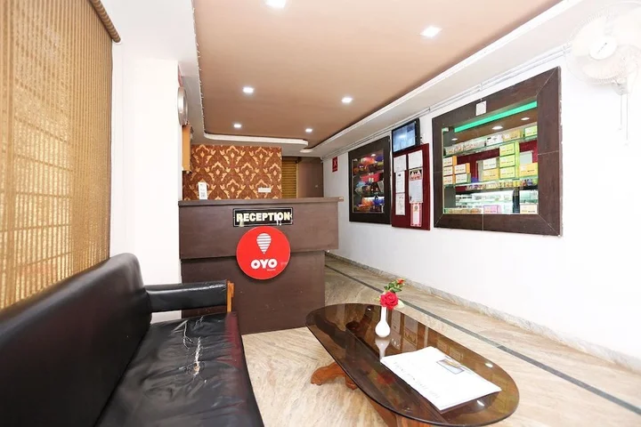 Бхубанешвар: OYO 3393 Midway Inn