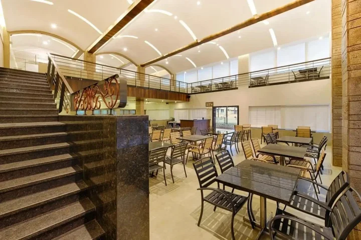 Хоспет: Hotel Priyadarshini Pride