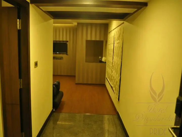 Хоспет: Hotel Priyadarshini Pride