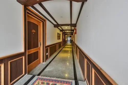 Шринагар: Kashmir Mahal Resorts