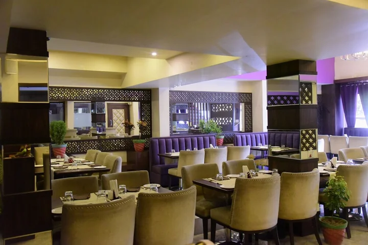 Кота: Hotel Midtown Grand