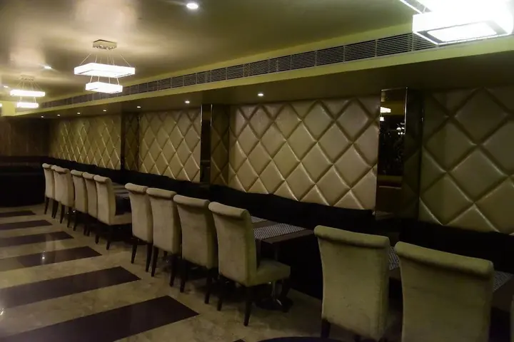 Кота: Hotel Midtown Grand