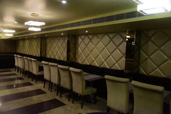 Кота: Hotel Midtown Grand