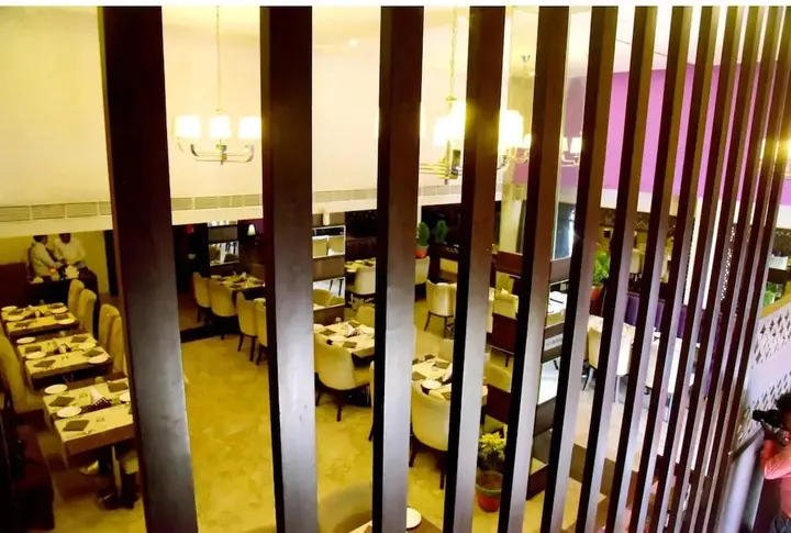 Кота: Hotel Midtown Grand