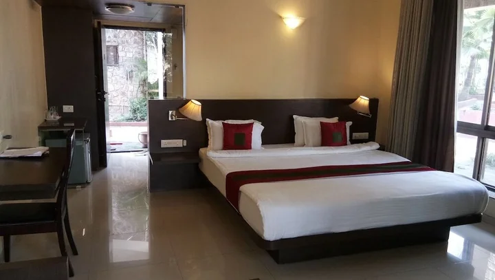 Нашик: Ihop Sanjivani Resort