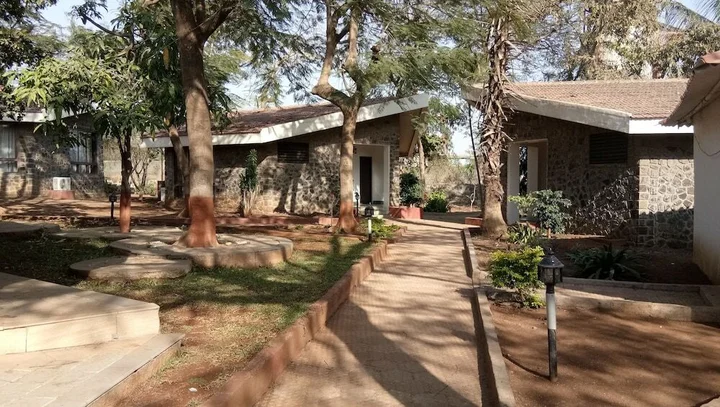 Нашик: Ihop Sanjivani Resort