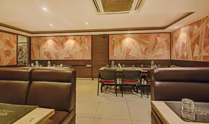 Бангалор: Seashell Residency & Restaurant