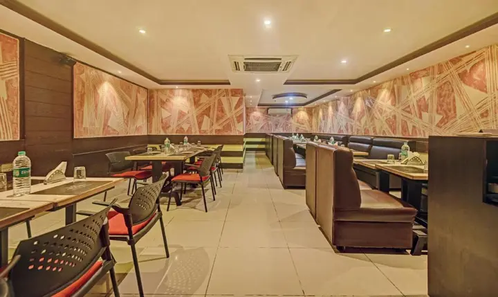Бангалор: Seashell Residency & Restaurant