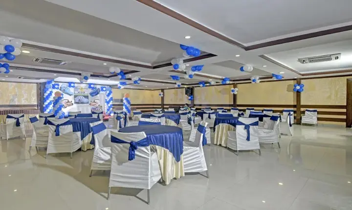 Бангалор: Seashell Residency & Restaurant