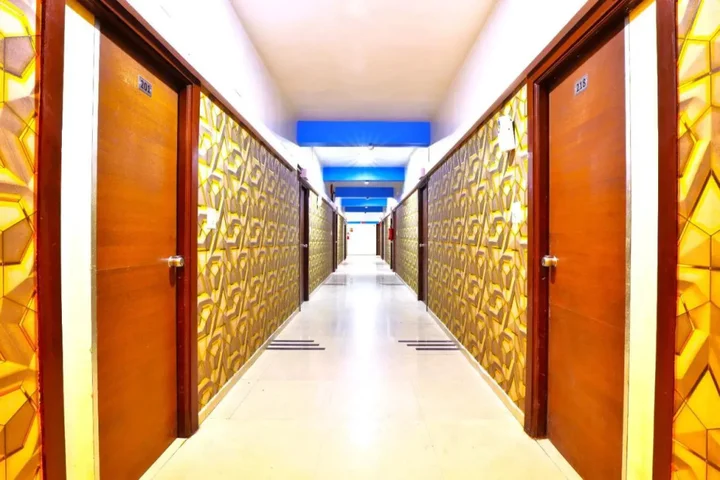 Ахмедабад: OYO Rooms Visat Gandhinagar Highway Chandkheda