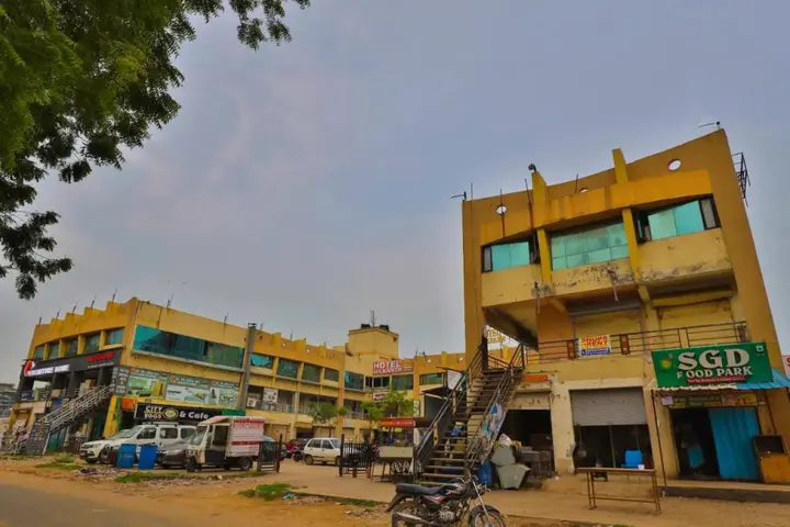 Ахмедабад: OYO Rooms Visat Gandhinagar Highway Chandkheda