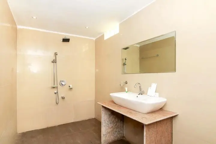 Колката: Hotel Sher E Punjab