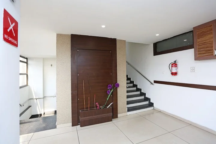 Бхопал: Fabhotel Ashirwad Regency