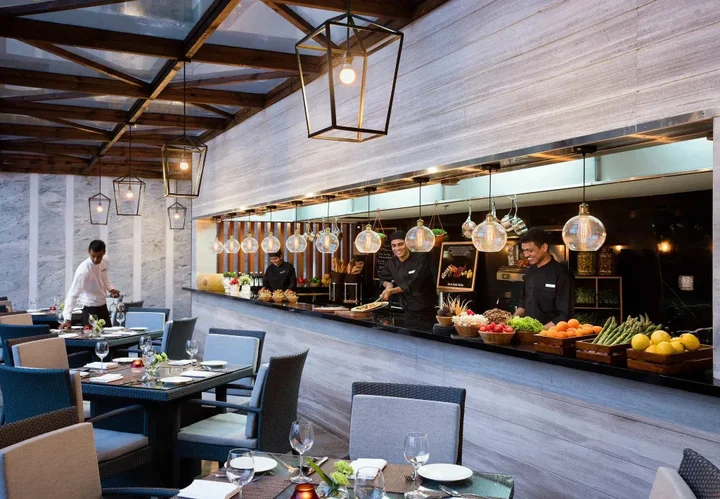 Бангалор: Courtyard by Marriott Bengaluru Outer Ring Road