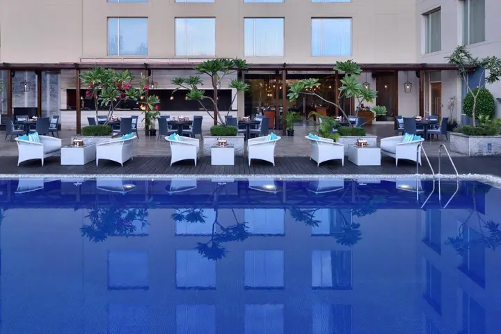 Бангалор: Courtyard by Marriott Bengaluru Outer Ring Road