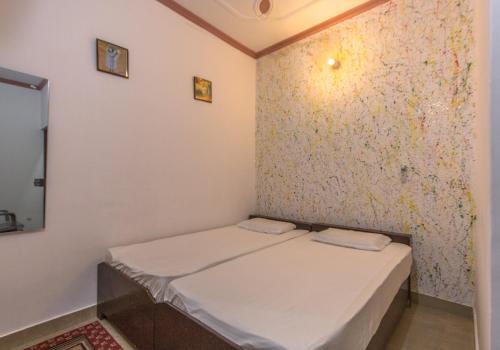 Агра: taj guest house