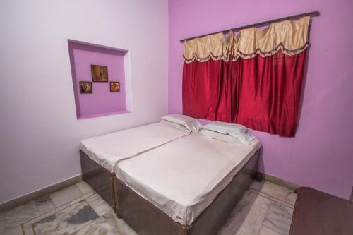 Агра: taj guest house
