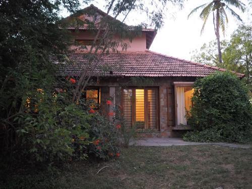 Велламундра: Gopis Farm