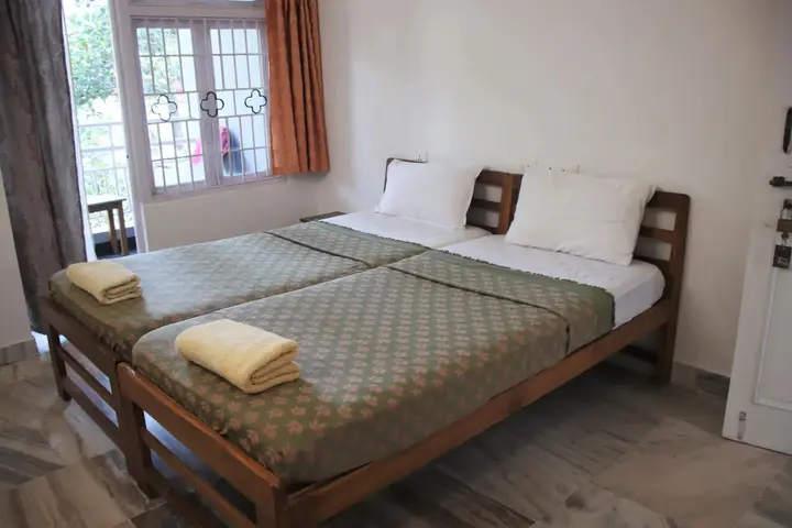 Кандолим: Peravel Beach Holiday Home